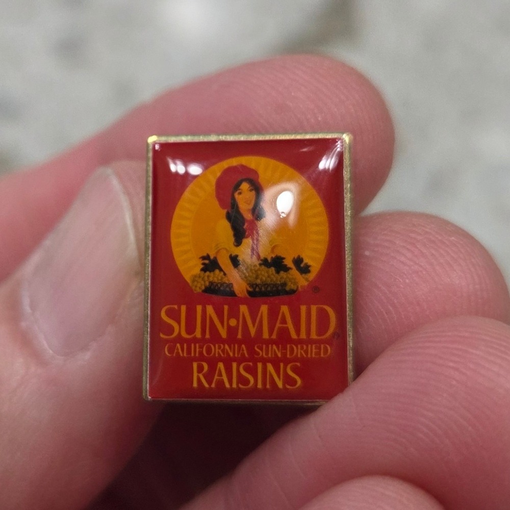Sun-Maid Raisins Lapel Pin‎ Vintage Advertising Collectible Enamel